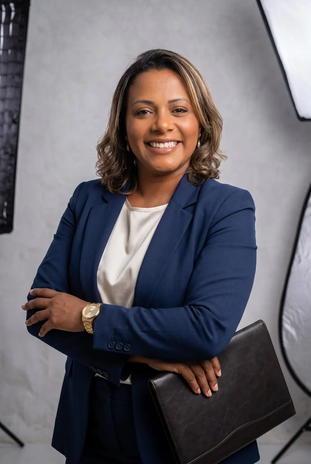 Retrato executivo da corretora de imóveis Priscila Felix